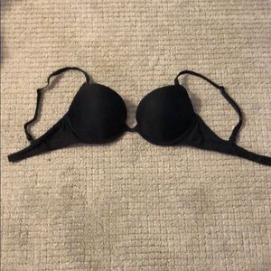 black VS push up bra